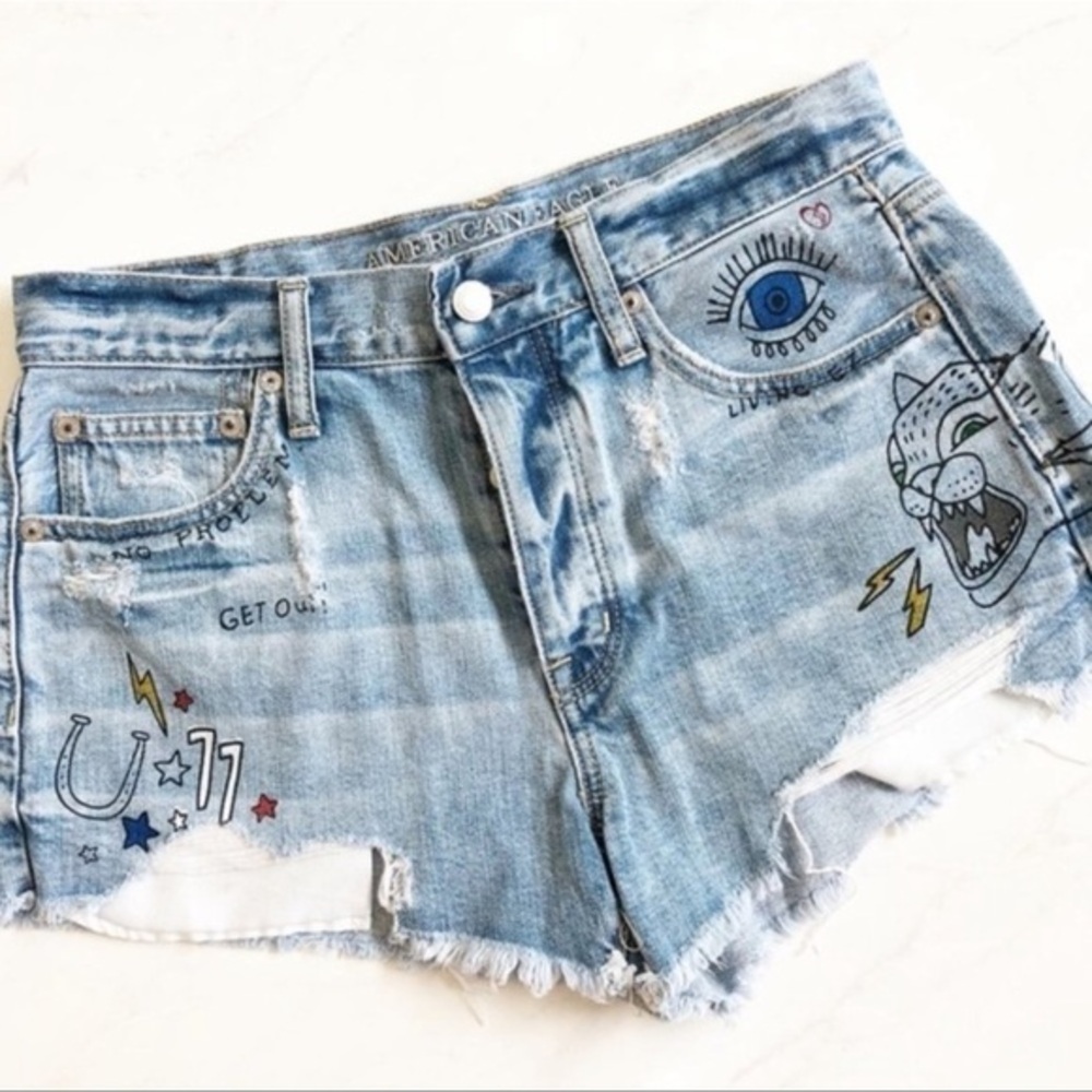 AMERICAN Eagle Vintage High Rise Graffiti Shorts
